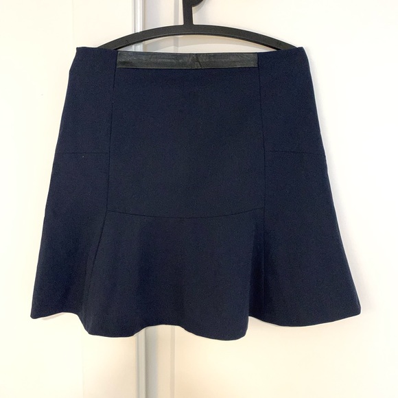 DKNY Skirt _ size 6 - NEW - Picture 2 of 6